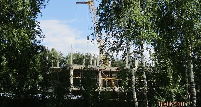 ЖК Павловский квартал - вид на строящийся корпус 22 с северной стороны Квартирный контроль