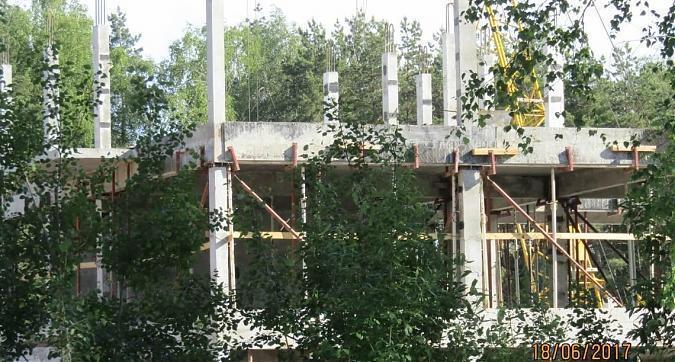 ЖК Павловский квартал - вид на строящийся корпус 22 с северной стороны Квартирный контроль