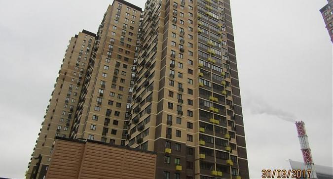ЖК Молодёжный - вид на комплекс со стороны Молодёжной улицы Квартирный контроль