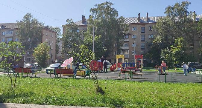 ЖК Надежда, придомовая территория, вид со Студенческого пр-да, фото 4 Квартирный контроль