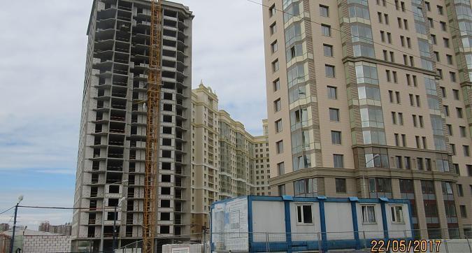 ЖК Мосфильмовский - вид на строительство 13-го корпуса с Мосфильмовской улицы Квартирный контроль