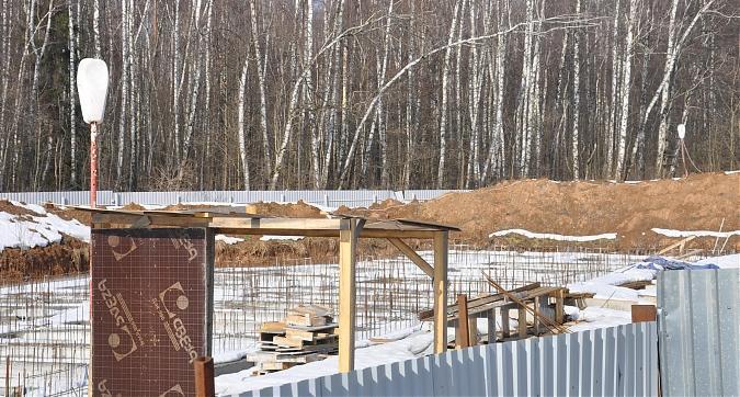 ЖК АиБ, корпус А, вид с улицы Лесная Квартирный контроль