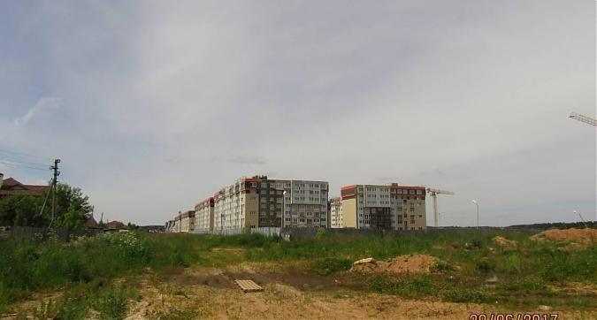 Микрорайон Красногорский - вид на корпуса 1 и 2 со стороны Родниковой улицы Квартирный контроль