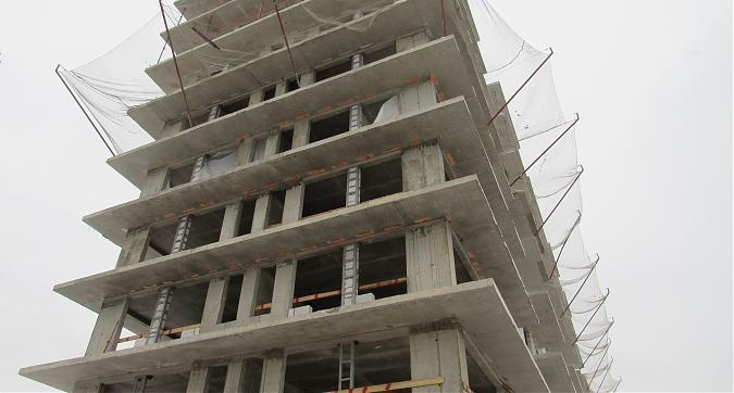 Вид с Левобережной улицы на Комплекс апартаментов Янтарь-Apartments Квартирный контроль