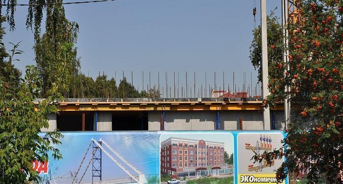 ЖК Дом у озера, ведуться монолитные работы, вид с Садового проезда, фото 3 Квартирный контроль