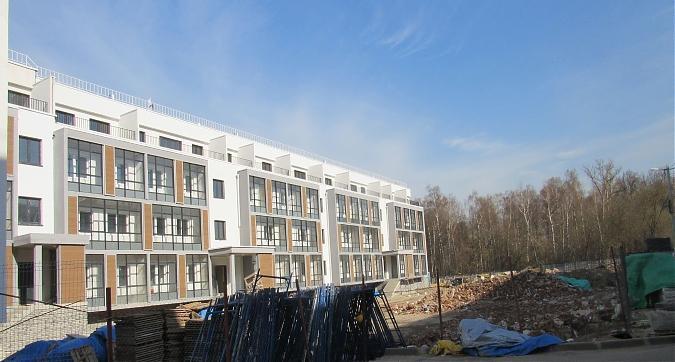 ЖК Петровский квартал, 2-й корпус - отделочные работы, вид с улицы Почтовая, фото 4 Квартирный контроль