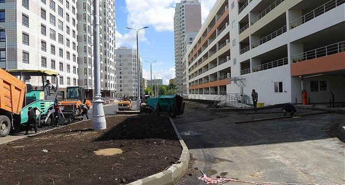 ЖК Орехово-Борисово - асфальтирование проезда между Корпусом 1 и паркингом Квартирный контроль