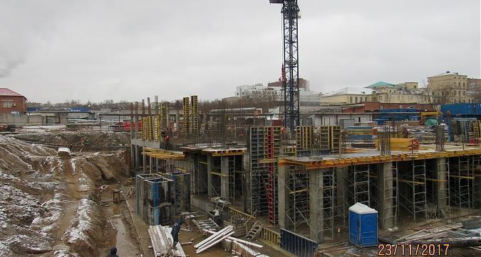 ЖК ИзМайЛовО, корпус Б - монолитные работы, вид с Верхней Первомайской улицы, фото 3 Квартирный контроль