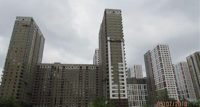 ЖК Оранж парк, 5 и 3 корпуса - вид с улицы Строителей, фото 3 Квартирный контроль