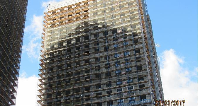 Родной город. Октябрьское поле, 1-й корпус - вид со стороны улицы Берзарина Квартирный контроль