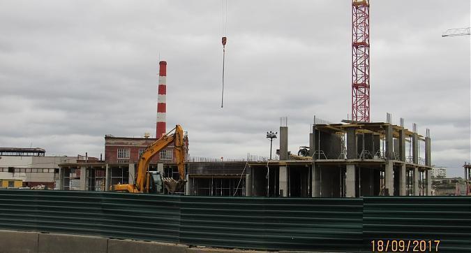 ЖК Green Park (ЖК Грин Парк), корпус 3, монолитные работы - вид с Олонецкой улицы на строительство, фото 4 Квартирный контроль