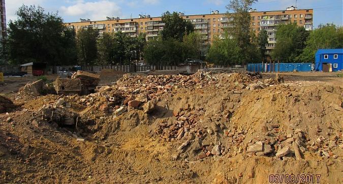 Вид на строительную площадку ЖК Время со стороны Лермонтовской ул. Квартирный контроль