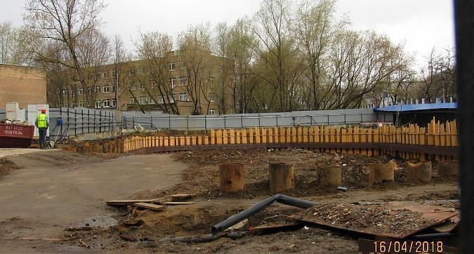ЖК Атлас-дом. Лидер в Садовниках, котлованные работы - вид с Нагатинской улицы, фото 3 Квартирный контроль