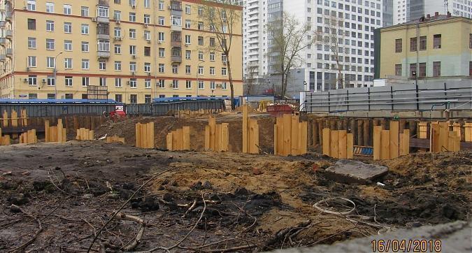 ЖК Атлас-дом. Лидер в Садовниках, котлованные работы - вид с Нагатинской улицы, фото 5 Квартирный контроль