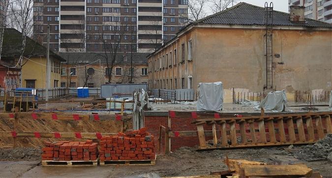 ЖК Преображенский квартал, 2-й корпус, вид с улицы Разина, фото 2 Квартирный контроль