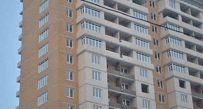 ЖК Лермонтова,10 - в корпусе 2 со стороны Пионерской улицы заканчивается остекление Квартирный контроль