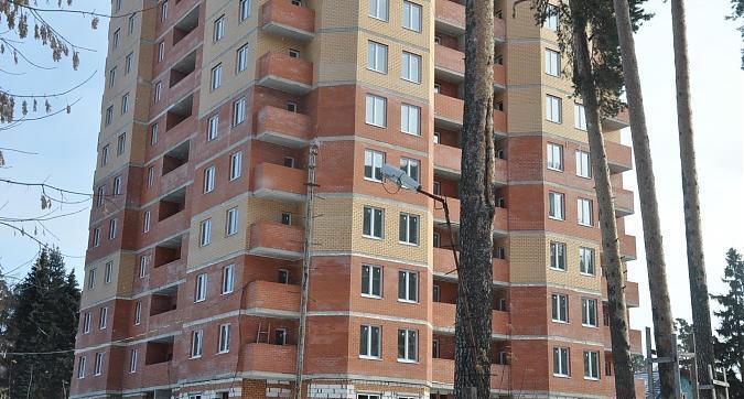 ЖК Апельсин, вид с улицы Серова Квартирный контроль