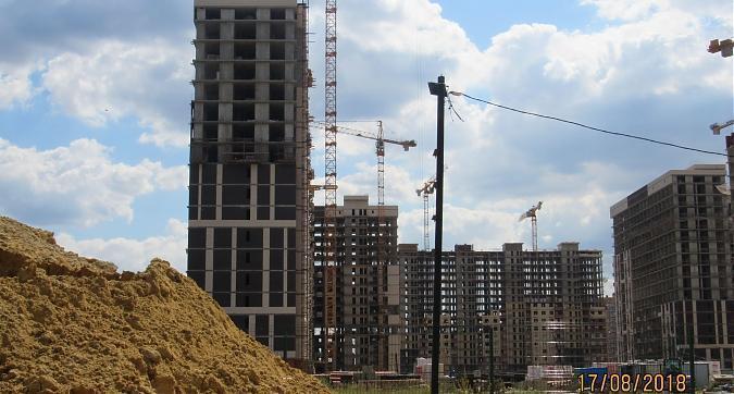 ЖК Пригород лесное, 2-й этап строительства - монолитные работы, вид с восточной стороны, фото 1 Квартирный контроль