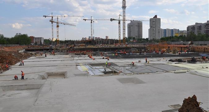 В 1-м корпусе ЖК Ясный залита бетонная подушка подземной парковки, фото 3 Квартирный контроль
