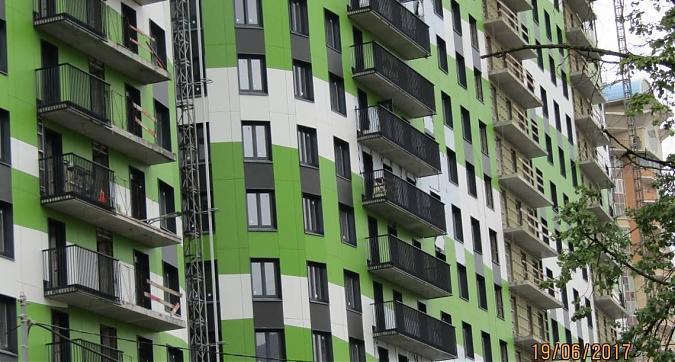 ЖК КВАРТА - вид на корпуса 1 и 2 со стороны Можайского шоссе Квартирный контроль