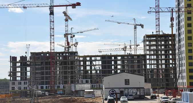 ЖК Саларьево парк, 4-й корпус, вид со стороны метро Саларьево, фото 2 Квартирный контроль
