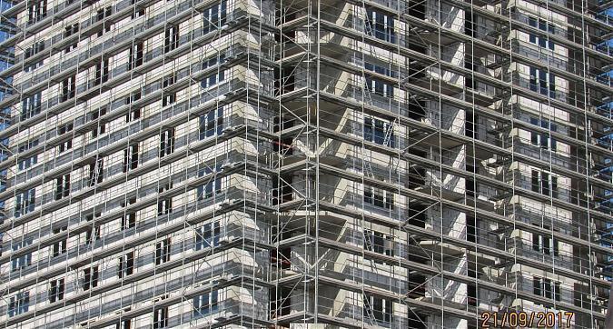 ЖК Мосфильмовский - вид на строительство 13-го корпуса с Мосфильмовской улицы, фото 7 Квартирный контроль