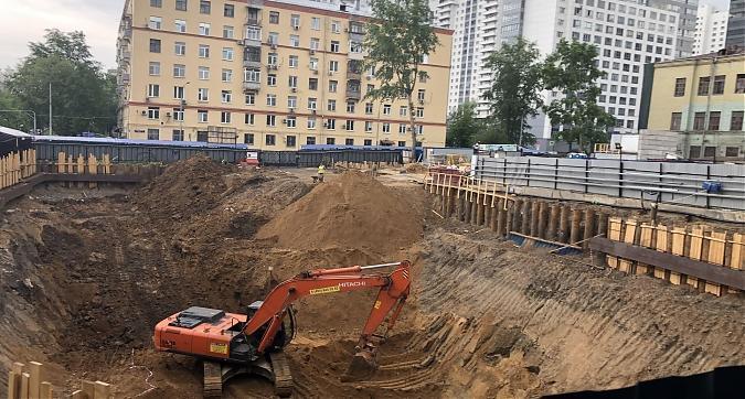 ЖК Атлас-дом. Лидер в Садовниках, котлованные работы - вид с Нагатинской улицы, фото 1 Квартирный контроль