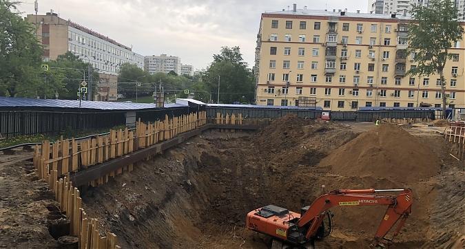 ЖК Атлас-дом. Лидер в Садовниках, котлованные работы - вид с Нагатинской улицы, фото 3 Квартирный контроль