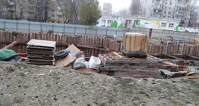 ЖК Дом на Усиевича, котлованные работы, вид с улицы Усиевича, фото - 3 Квартирный контроль