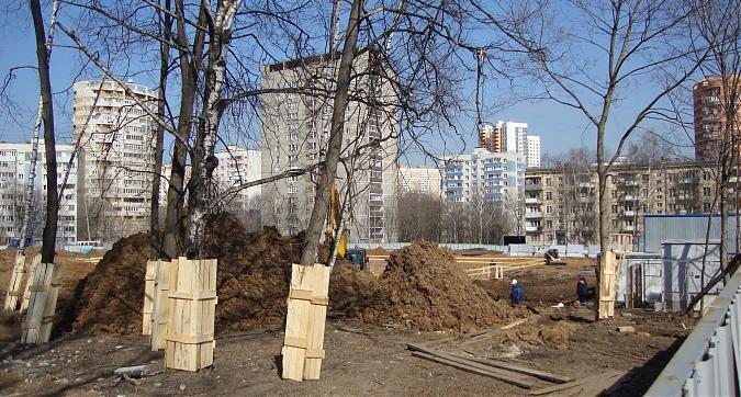 ЖК Молодогвардейская 36, котлованные работы, вид с ул. Маршала Сергеева, фото -5 Квартирный контроль
