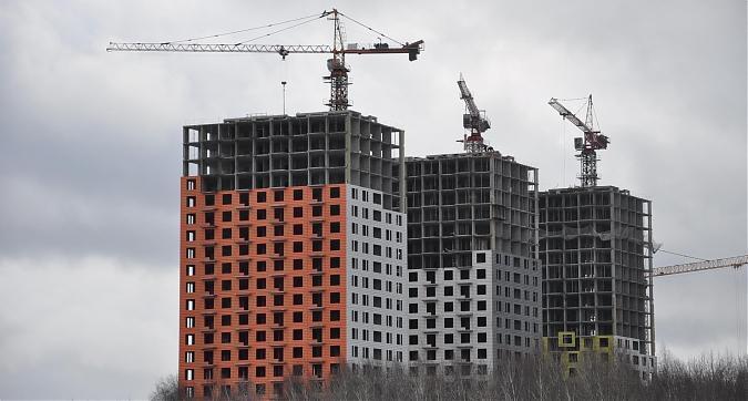 ЖК Саларьево парк, 1-й 2-й и 3-й корпус, вид со стороны метро Саларьево Квартирный контроль