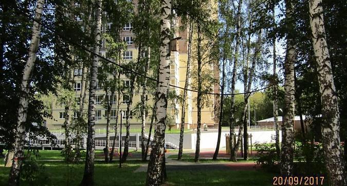 ЖК Цветочный город - вид на корпус 9 со стороны Берёзовой рощи Квартирный контроль