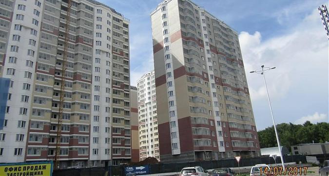 ЖК Первый Андреевский - вид на корпуса 1 и 2 с восточной стороны Квартирный контроль