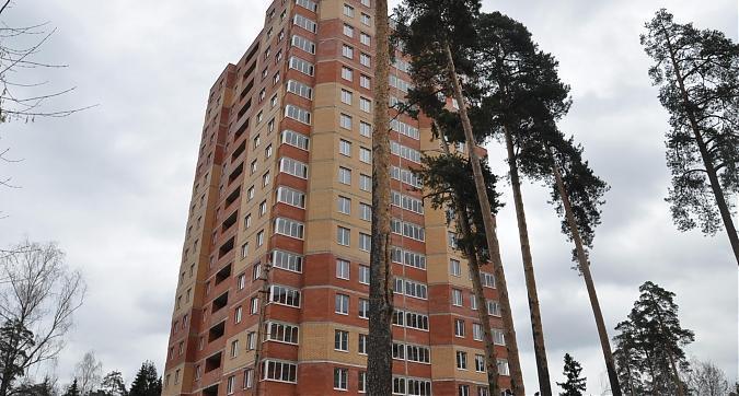 ЖК Апельсин, вид с улицы Серова, фото 2 Квартирный контроль