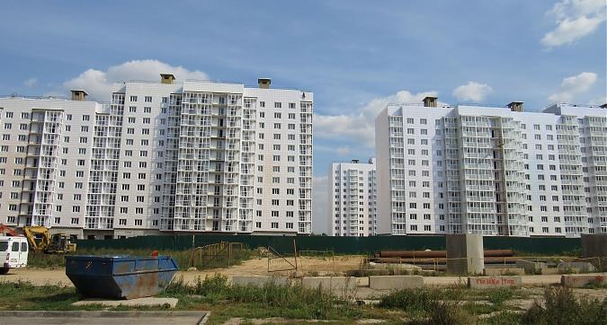 ЖК Новые Ватутинки мкр Центральный, корпуса 8/1, 8/2, вид с западной стороны, фото - 12 Квартирный контроль