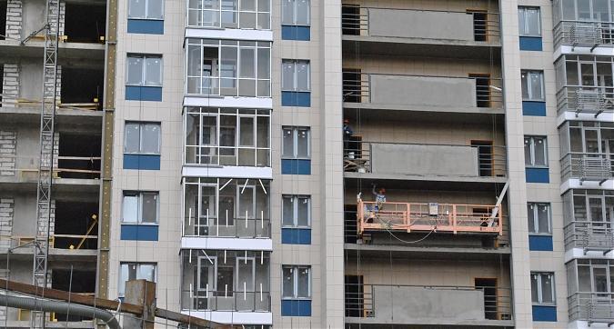 ЖК Спасский мост - корпус 8, ведутся фасадные работы Квартирный контроль