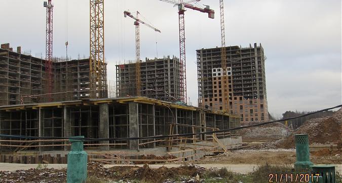 ЖК Столичные поляны, 1-й, 2-й и 3-й корпус, монолитные работы, вид с улицы Поляны, фото 5 Квартирный контроль