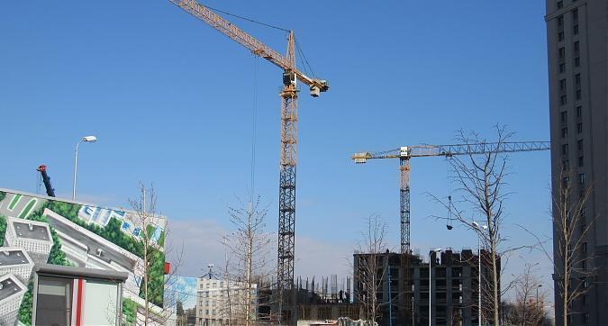 ЖК Октябрьское поле (Родной город), корпуса 30.1 и 30.2, монолитные работы, вид со стороны ул. Берзарина, фото - 5 Квартирный контроль