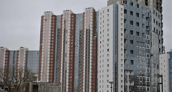 ЖК Маяк - корпус 14,вид со стороны улицы Юннитов Квартирный контроль