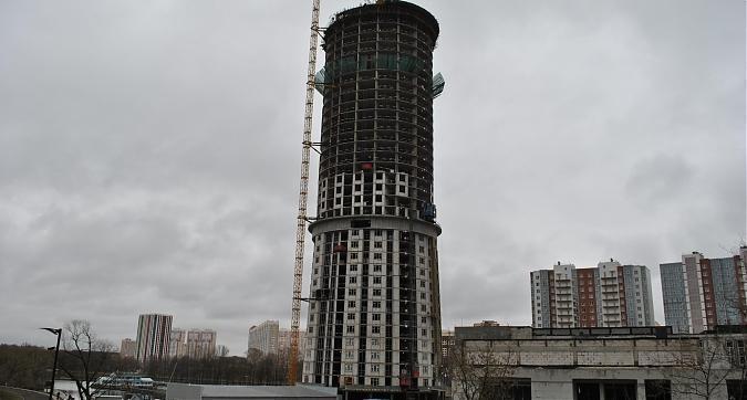ЖК Маяк - корпус 15, вид со стороны улицы Юннитов Квартирный контроль