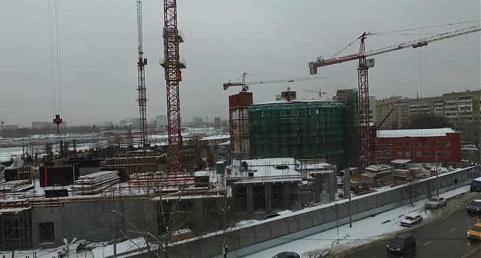 Вид с дороги на строящийся жилой комплекс Пресня Сити Квартирный контроль