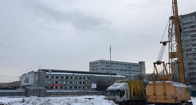 ЖК Дом на Сходненской - вид на строительную площадку с улицы Фабрициуса Квартирный контроль