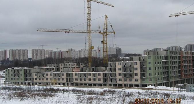 ЖК Мир Митино - вид корпус 7 из посёлка Рождествено Квартирный контроль