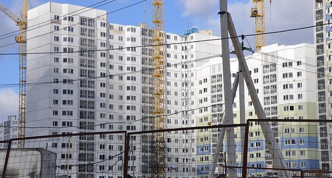 ЖК Южное Домодедово, 4-й корпус, вид со стороны деревни Редькино, фото 2 Квартирный контроль