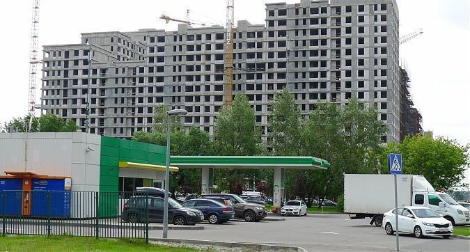 ЖК Ясный - вид на строительство комплекса со стороны Ясеневой улицы  Квартирный контроль
