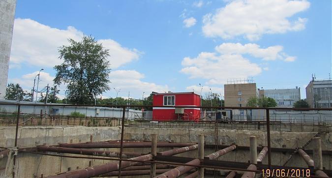 ЖК Октябрь (Клубный дом Октябрь) - вид с улицы Народного Ополчения, фото 3 Квартирный контроль