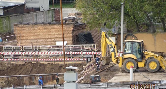 ЖК Серебряный фонтан, работы по обустройству котлована - вид с Новоалексеевской улицы, фото 2 Квартирный контроль