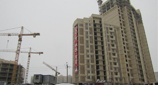 ЖК Центральный - в корпусе 52 проводятся монтажные работы Квартирный контроль