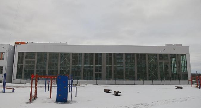 ЖК Скандинавия, школа вблизи жилого комплекса, вид с юго-западной стороны, фото 3 Квартирный контроль
