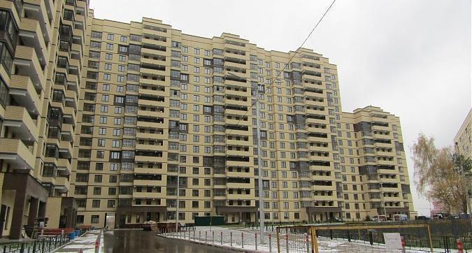 ЖК Новое Медведково - во дворе дома 32 Квартирный контроль